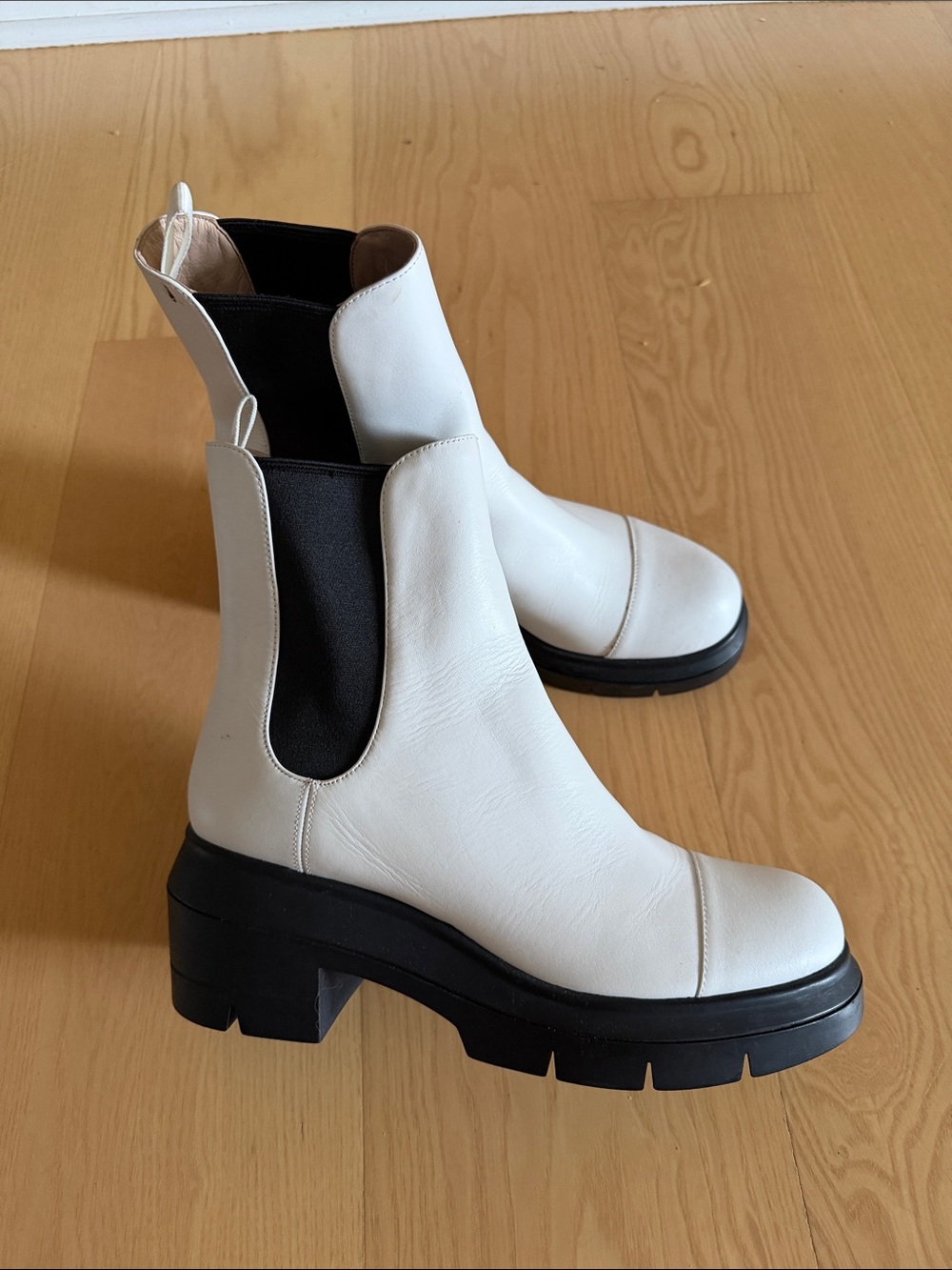 Stuart Weitzman White Leather Chelsea Lug-Sole Boots - Women's